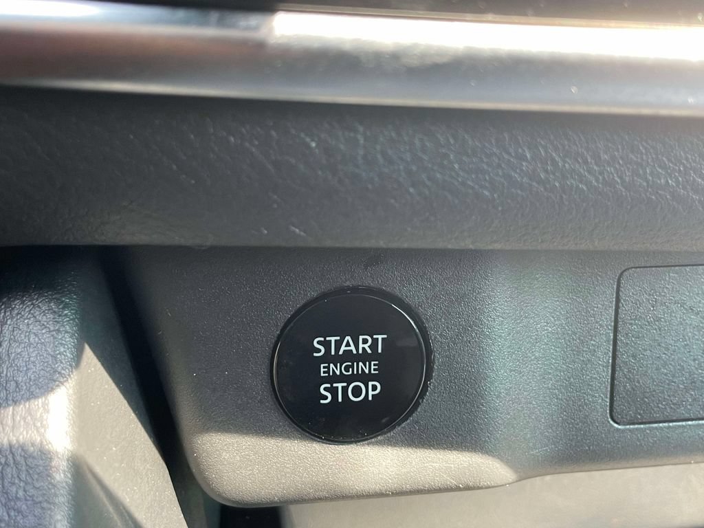 Certified 2026 Nissan Rogue S FWD image 28