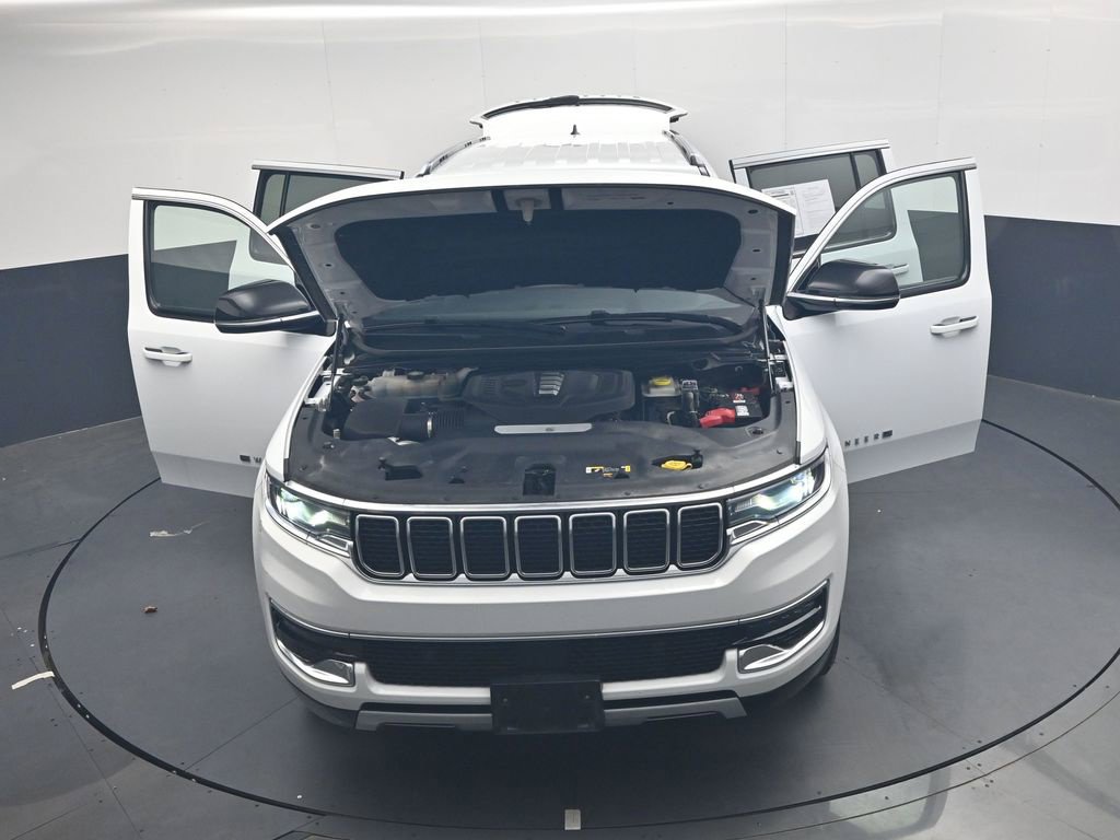 Used 2024 Jeep Wagoneer Series II AWD/4WD image 47