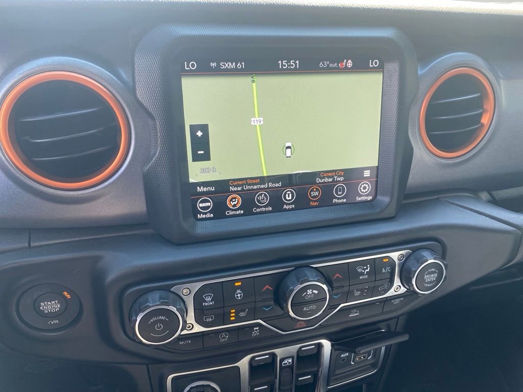 Used 2022 Jeep Gladiator Mojave w/ Cold Weather Group AWD/4WD image 18