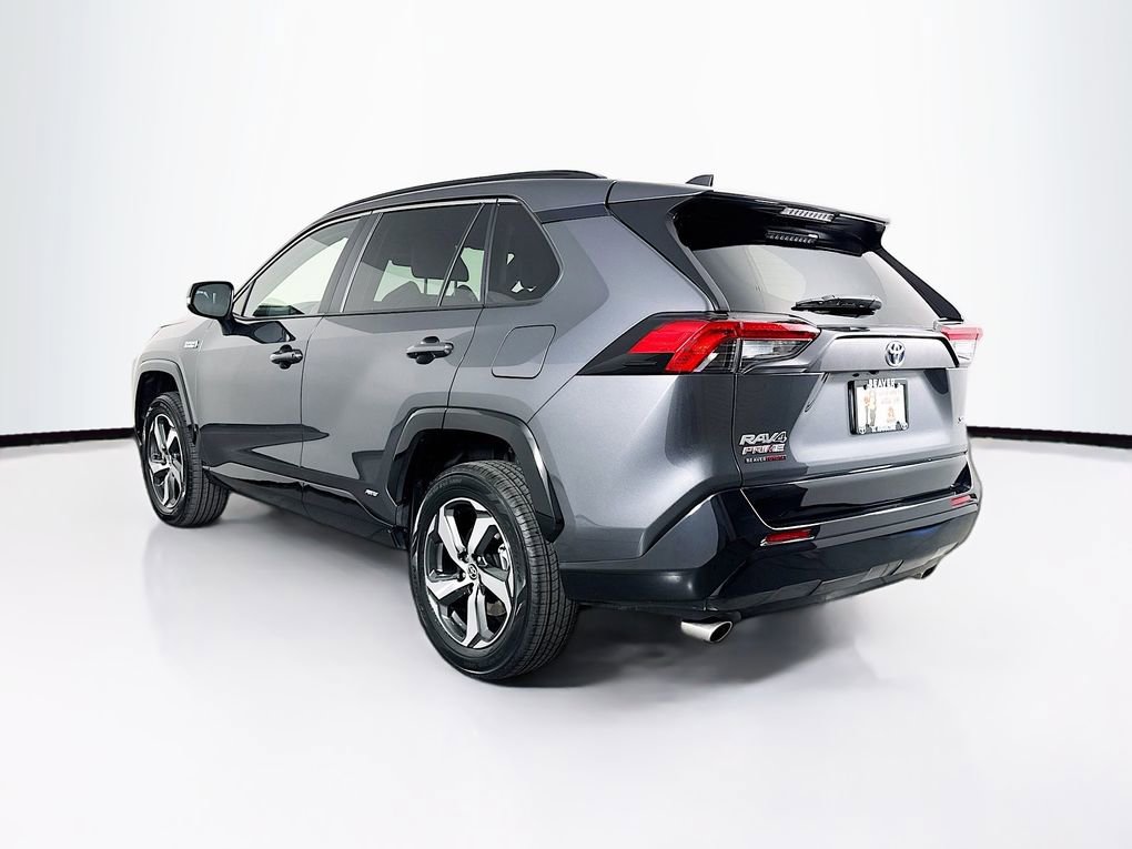 Used 2024 Toyota RAV4 SE w/ Weather & Moonroof Package image 7