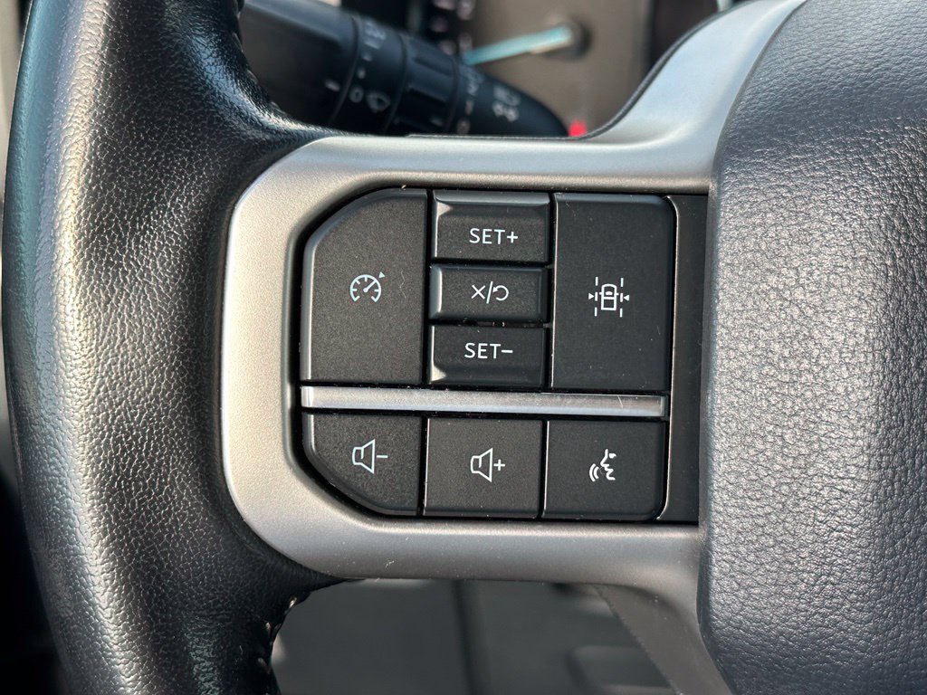 Used 2024 Ford Expedition Max XLT AWD/4WD image 32