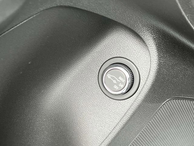 Used 2025 Buick Envista Preferred w/ Convenience I Package image 18