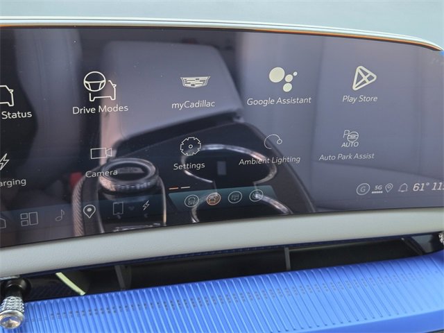 New 2026 Cadillac Optiq Luxury 1 image 25