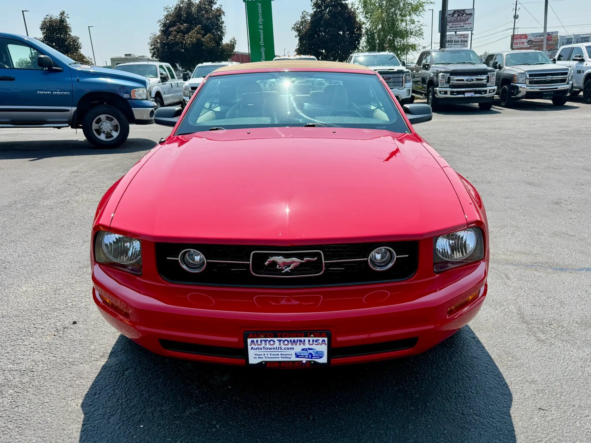 Used 2008 Ford Mustang Convertible RWD image 8