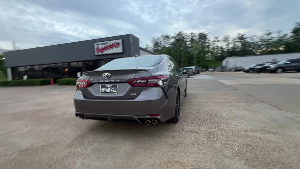 Used 2024 Toyota Camry XSE FWD image 10