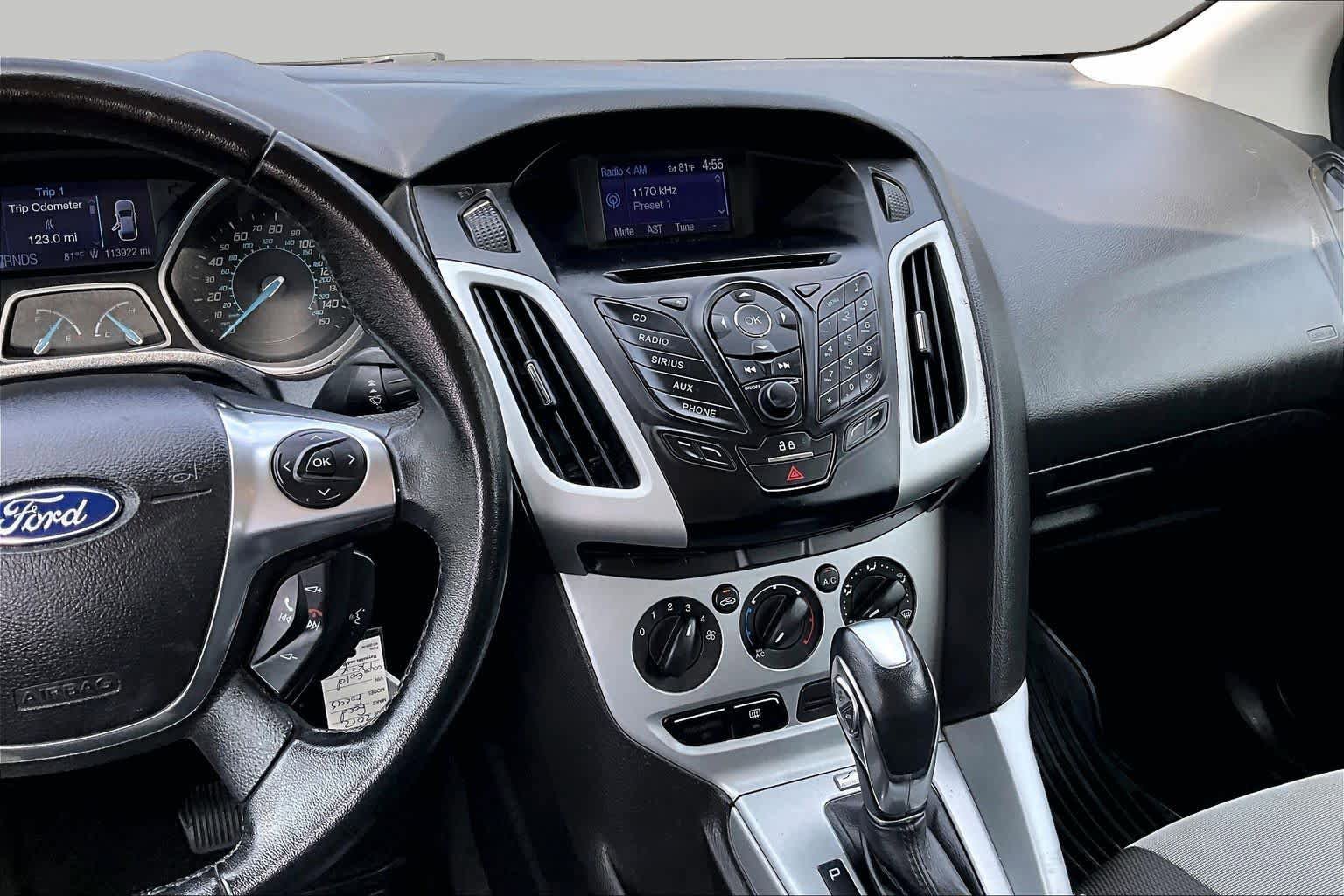 Used 2012 Ford Focus SE FWD image 7