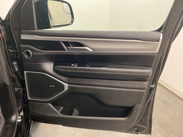 Used 2024 Jeep Wagoneer Series II image 27