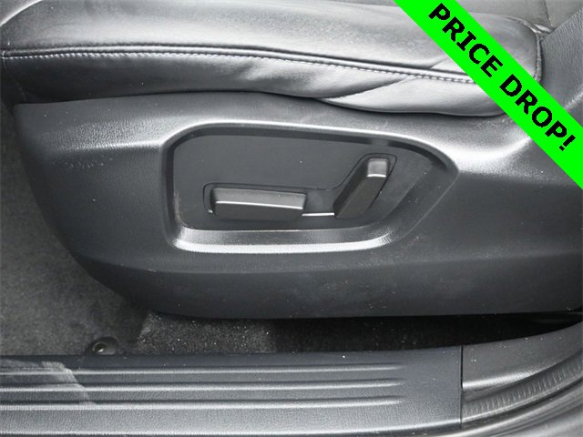 Used 2017 MAZDA CX-5 Touring image 16
