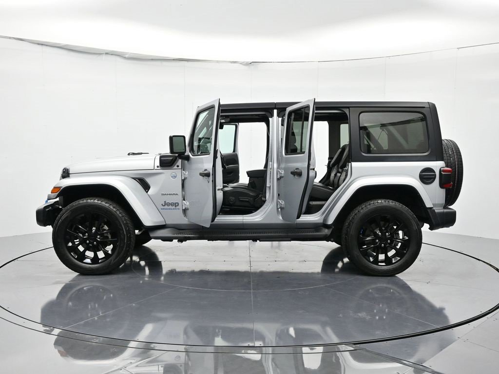 Used 2023 Jeep Wrangler Unlimited Sahara image 58