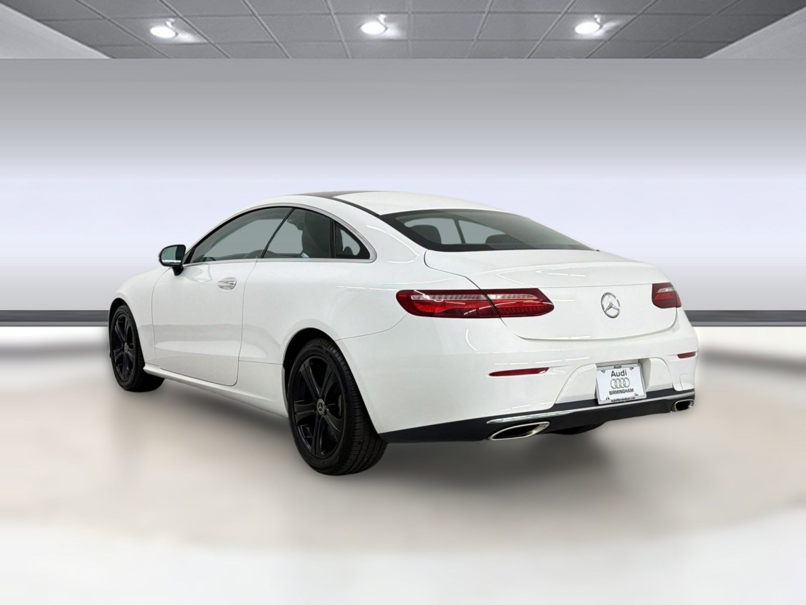 Used 2019 Mercedes-Benz E 450 Coupe image 3