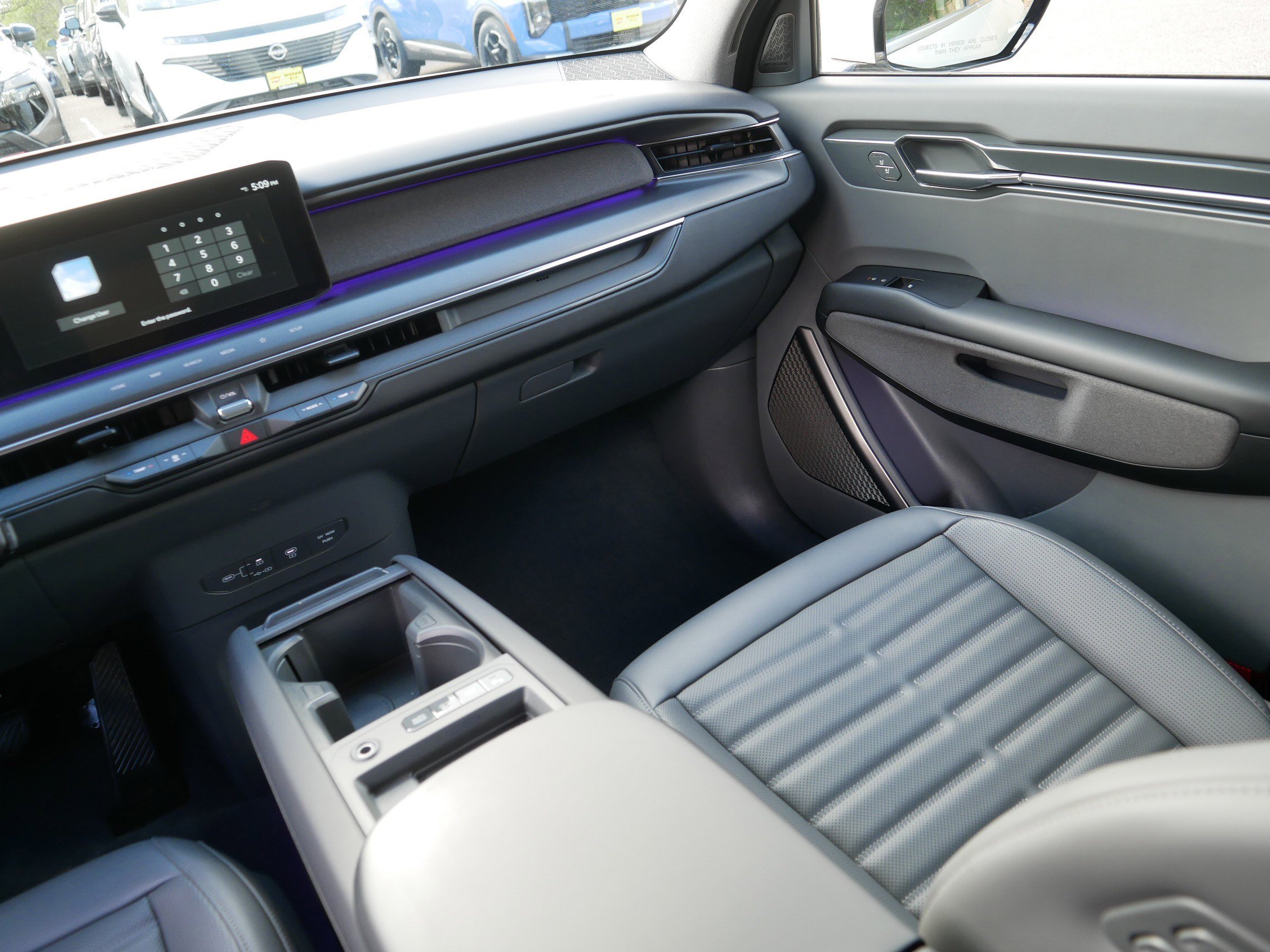 Certified 2024 Kia EV9 Land AWD/4WD image 11