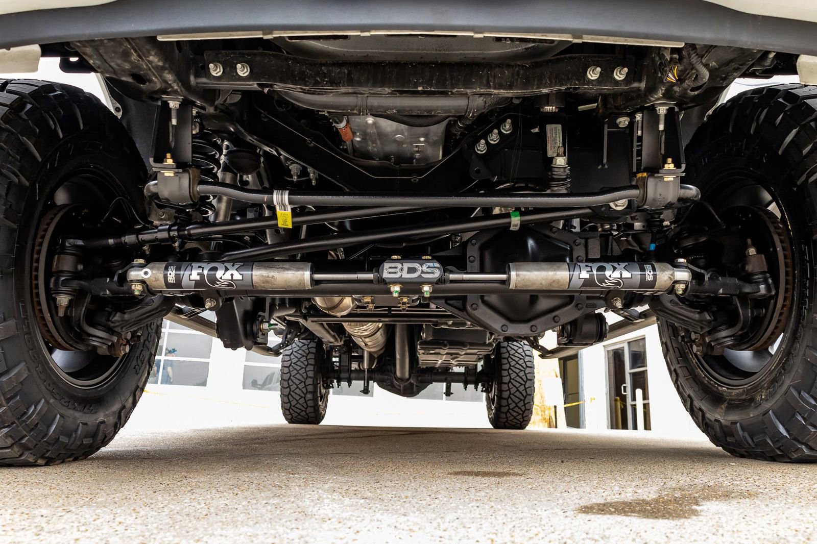 Used 2025 Ford F250 Platinum w/ Tremor Off-Road Package image 16