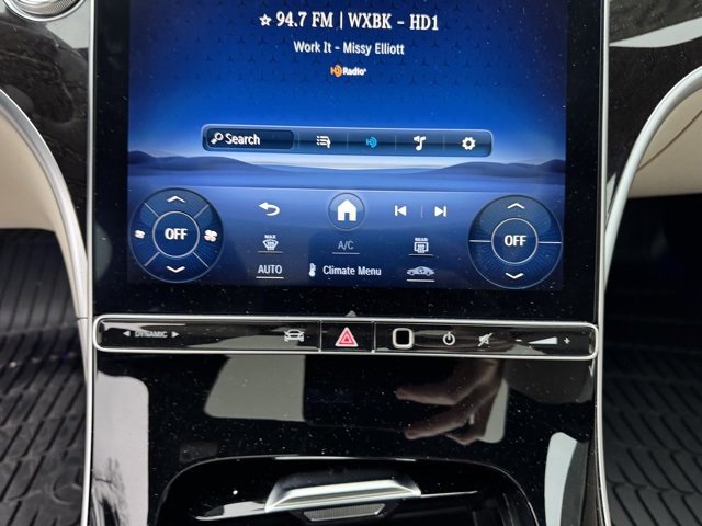 Certified 2022 Mercedes-Benz C 300 4MATIC Sedan image 17