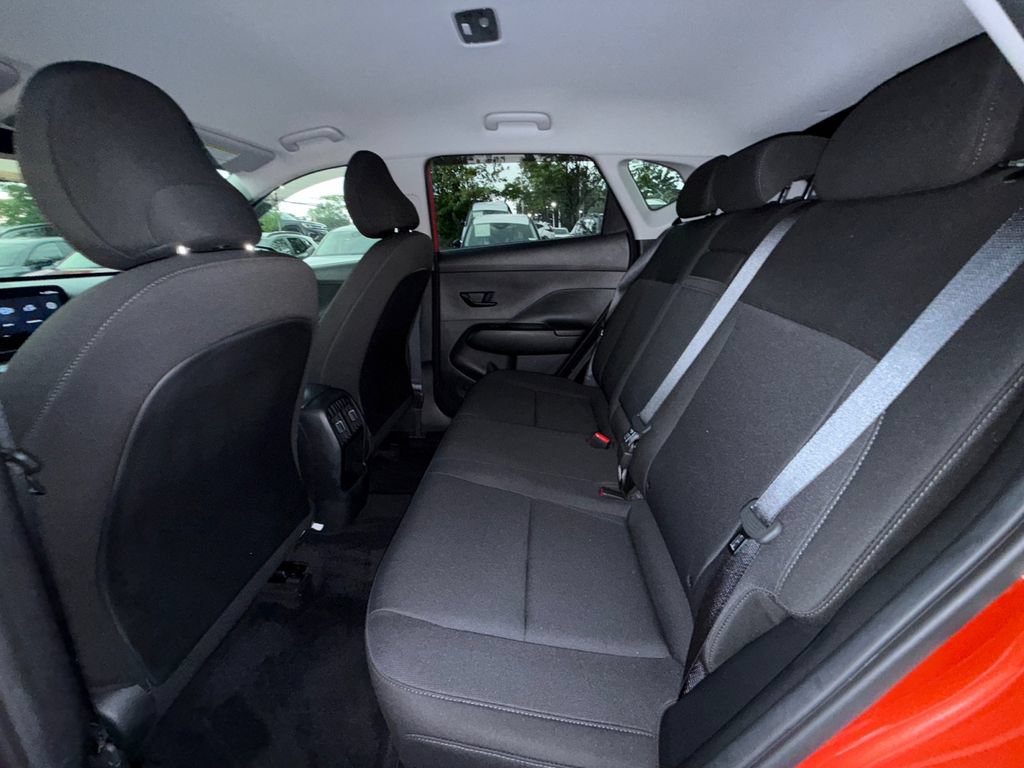 Used 2024 Hyundai Kona SEL w/ Convenience Package FWD image 24