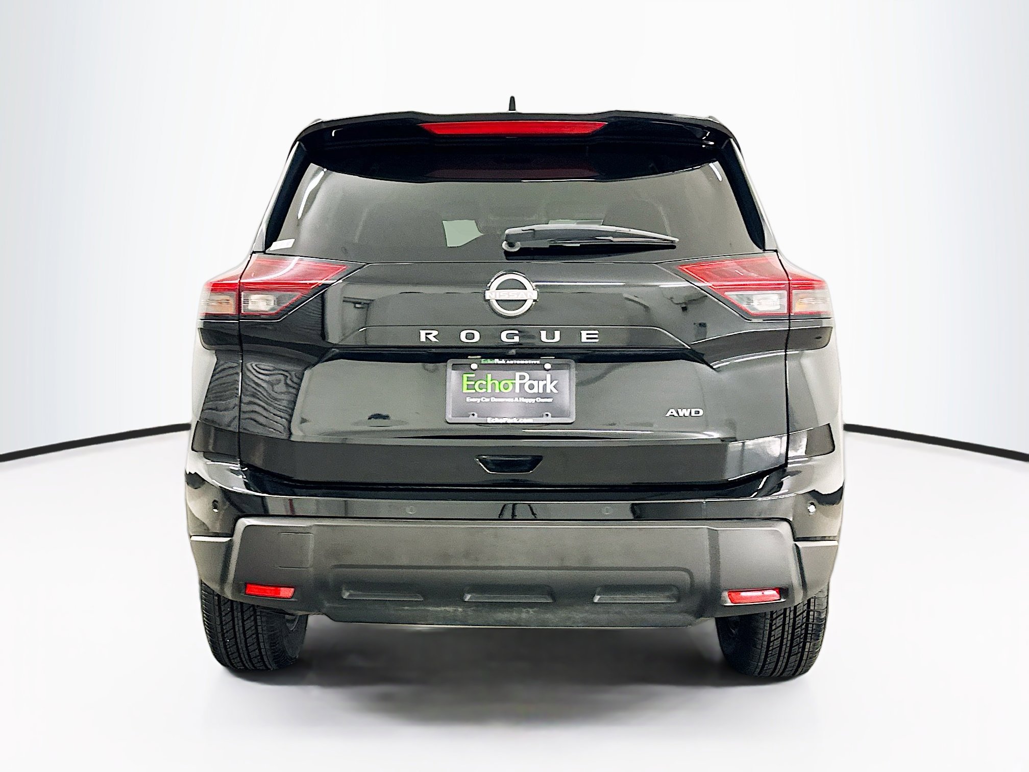 Used 2025 Nissan Rogue SV image 7