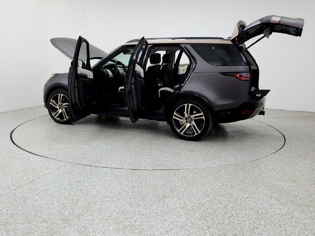 New 2026 Land Rover Discovery Limited Edition AWD/4WD image 12