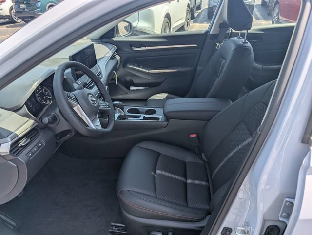 New 2026 Nissan Altima 2.5 SR FWD image 14