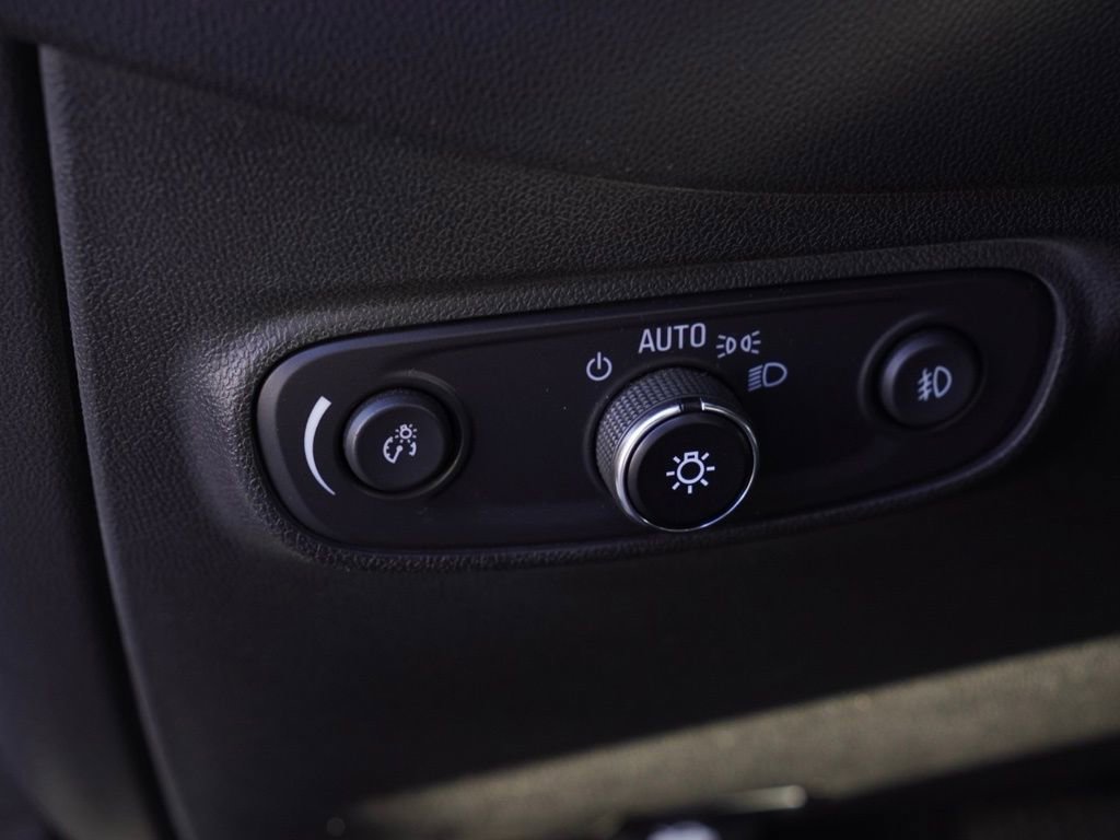 Used 2021 Chevrolet Equinox LT image 13