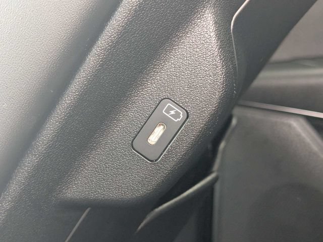 Used 2025 Kia Niro EX FWD image 14
