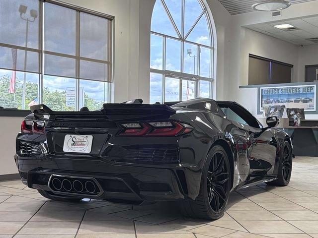 Used 2026 Chevrolet Corvette Z06 RWD image 9