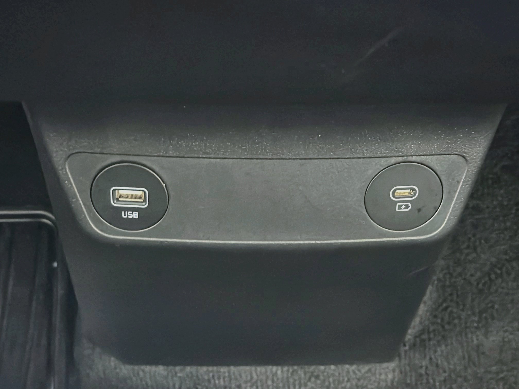 Used 2024 Kia EV6 Light RWD image 26