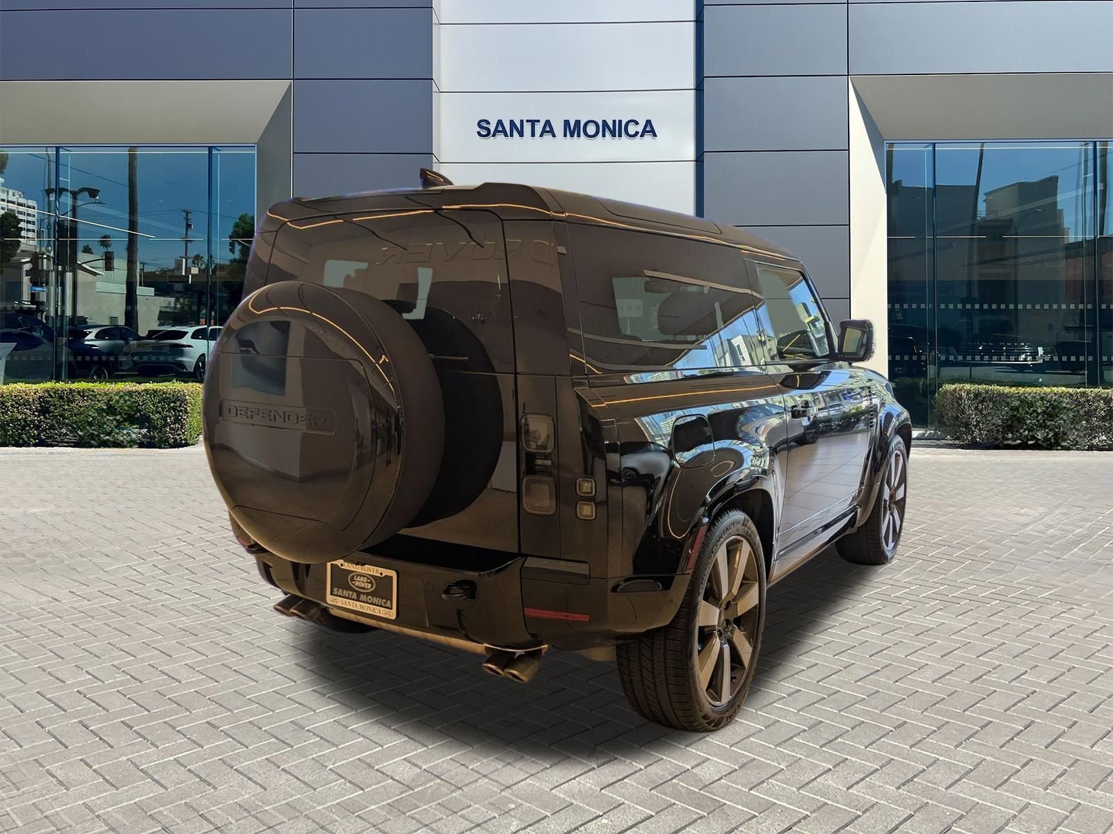 New 2026 Land Rover Defender 90 V8 AWD/4WD image 5