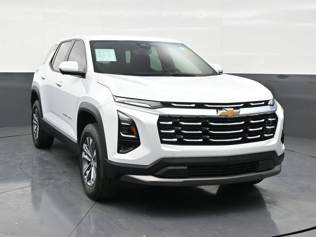 Used 2025 Chevrolet Equinox LT w/ Safety and Technology Package FWD image 7