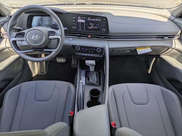 Certified 2025 Hyundai Elantra Sport FWD image 14