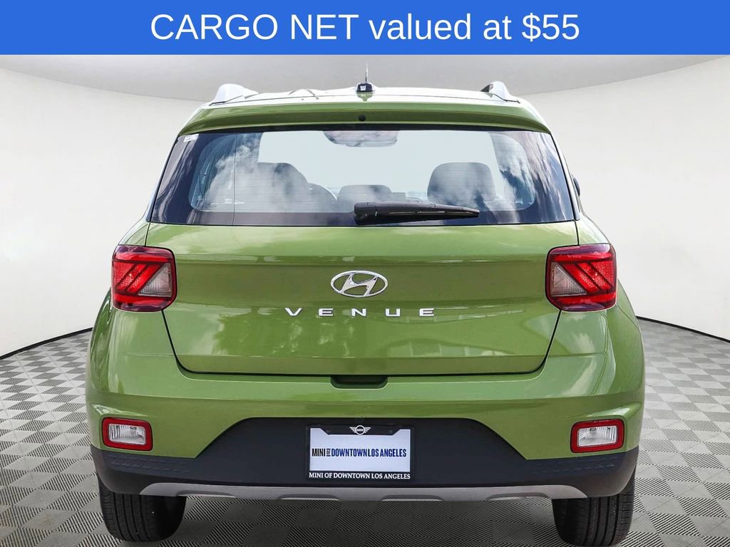 Used 2024 Hyundai Venue SEL image 5