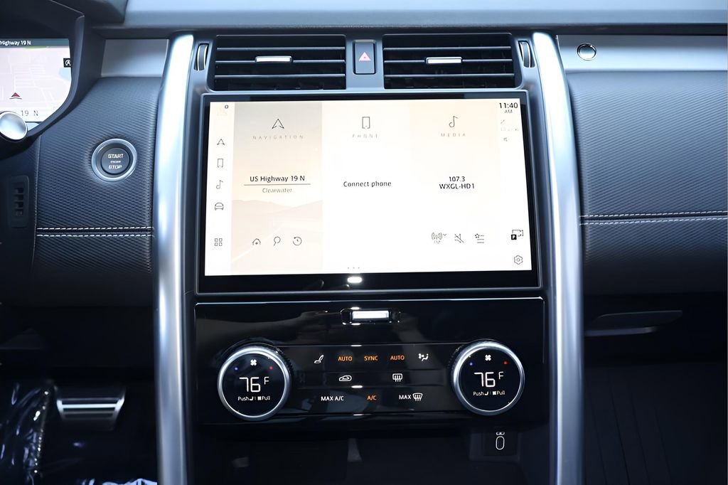 New 2026 Land Rover Discovery Dynamic SE AWD/4WD image 23