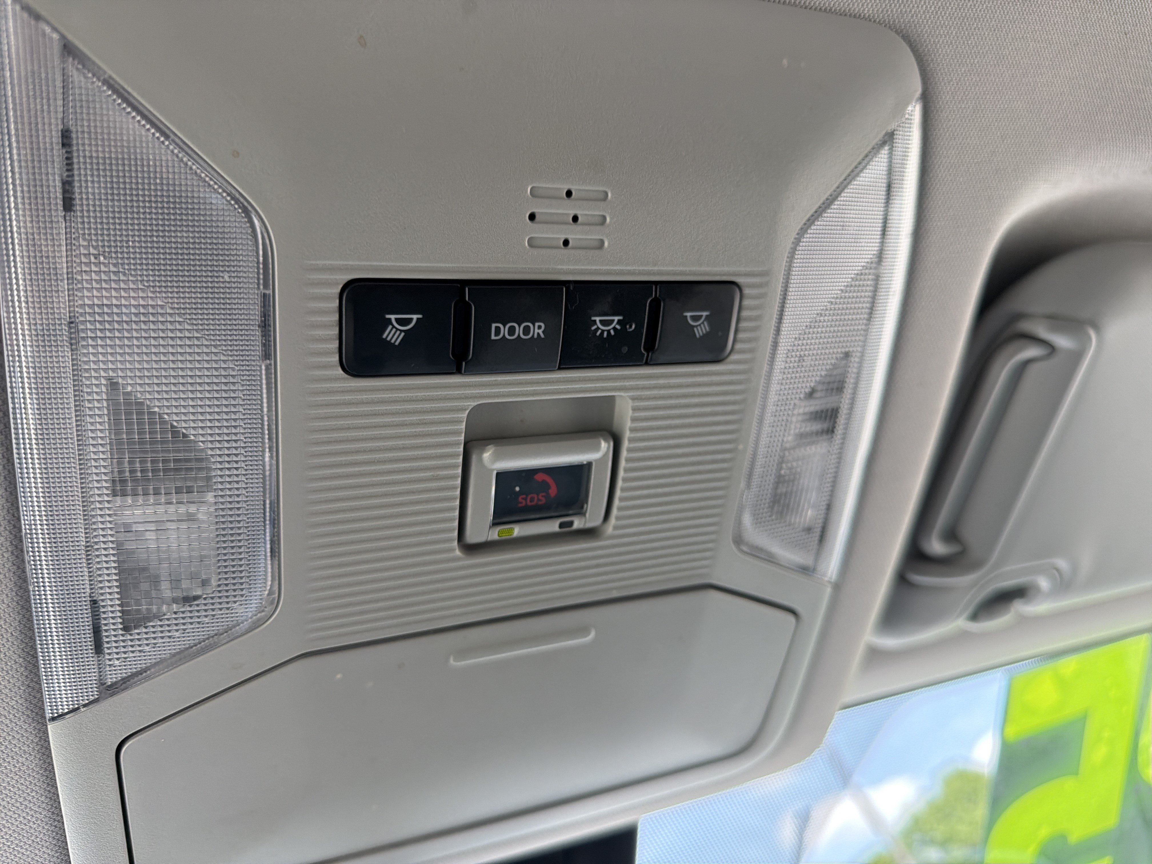 Certified 2025 Toyota RAV4 XLE FWD image 5
