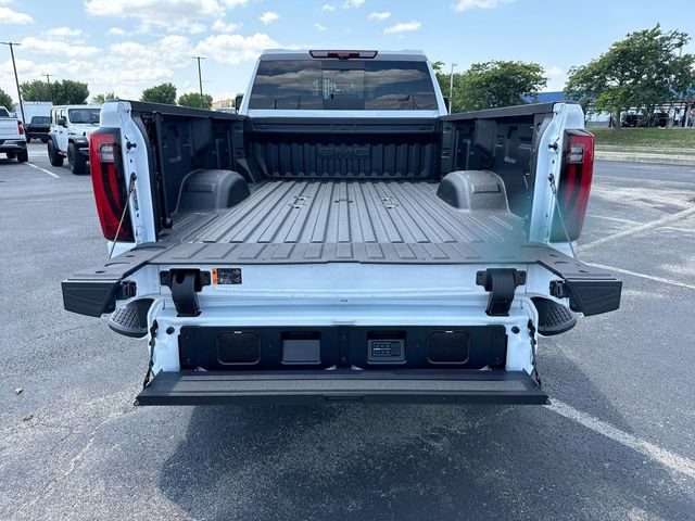 New 2026 GMC Sierra 3500 Denali Ultimate AWD/4WD image 24