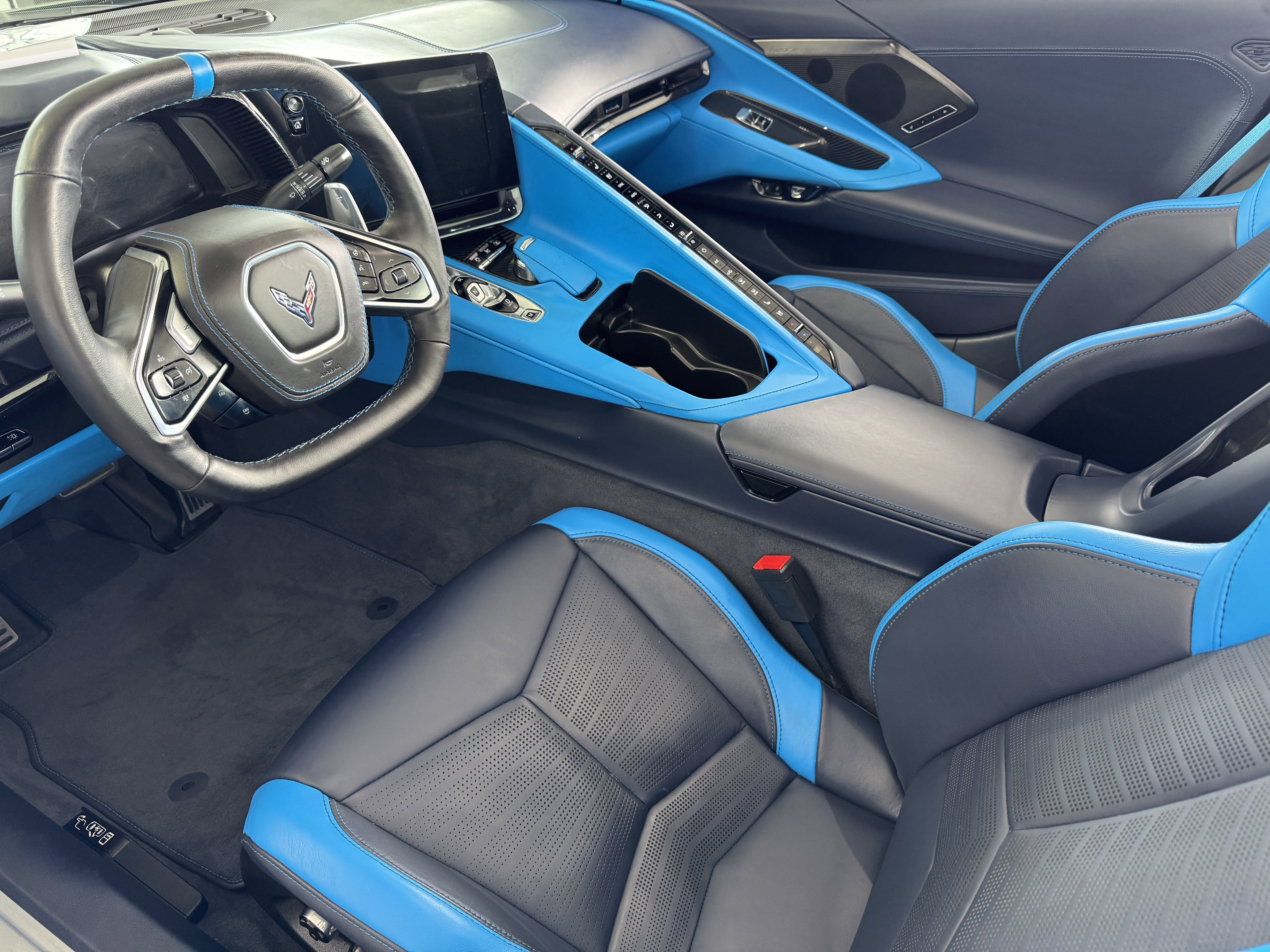 Certified 2023 Chevrolet Corvette w/ Z51 Performance Package image 9