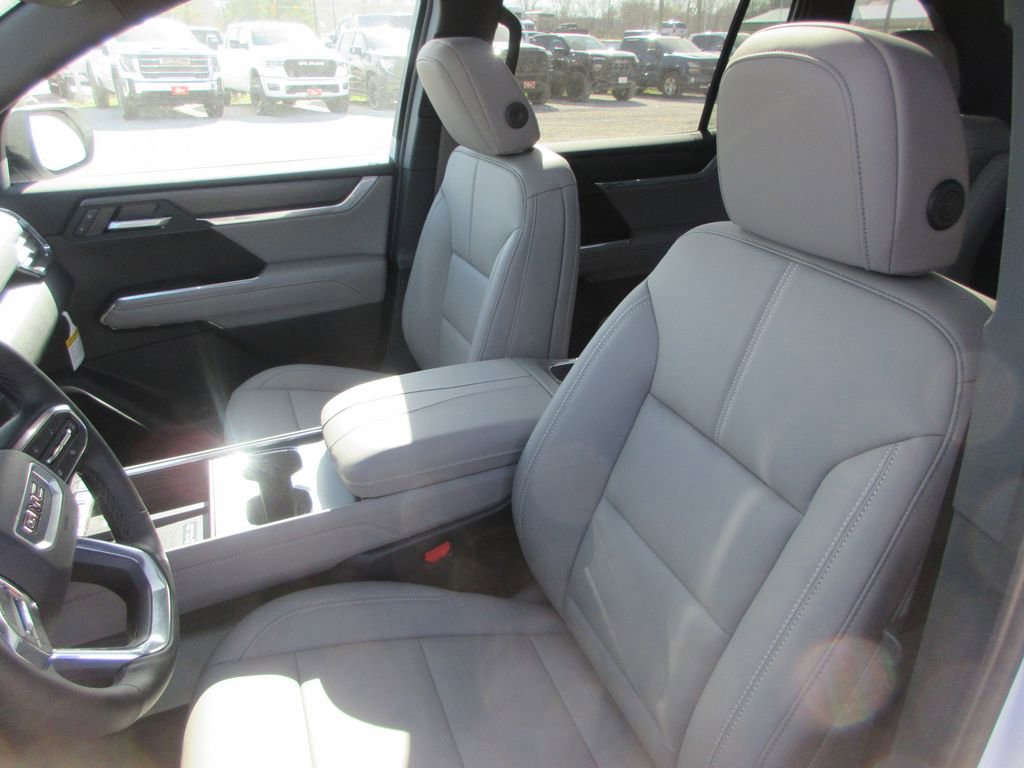 New 2026 GMC Acadia Elevation w/ Black Edition image 12