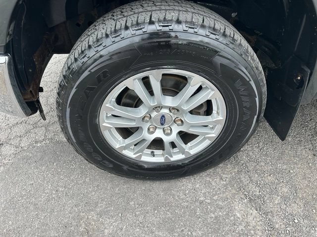Used 2015 Ford F150 Lariat w/ Equipment Group 501A Mid AWD/4WD image 11
