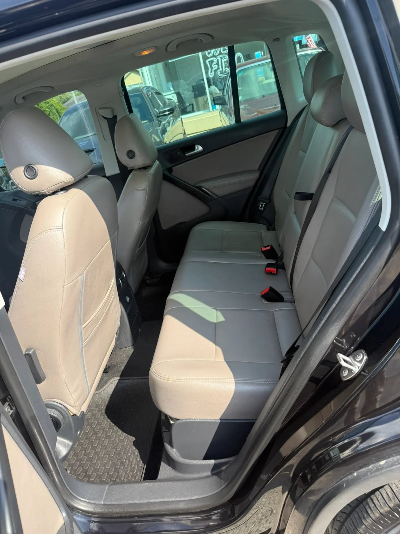Used 2013 Volkswagen Tiguan S FWD image 17