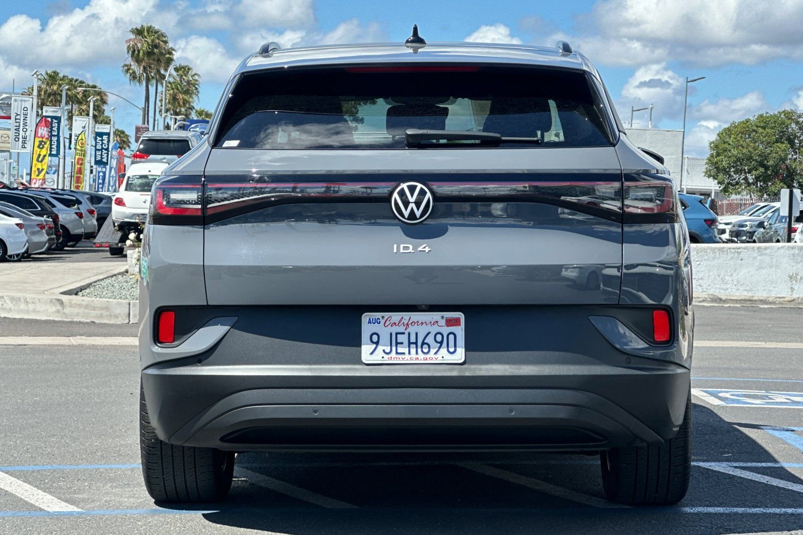 Used 2023 Volkswagen ID.4 Pro RWD image 5