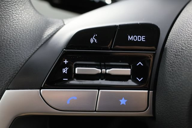 Certified 2024 Hyundai Tucson SE AWD/4WD image 11
