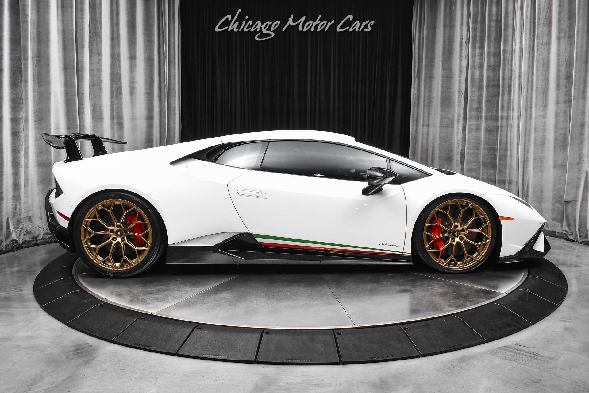 Used 2018 Lamborghini Huracan Performante image 41