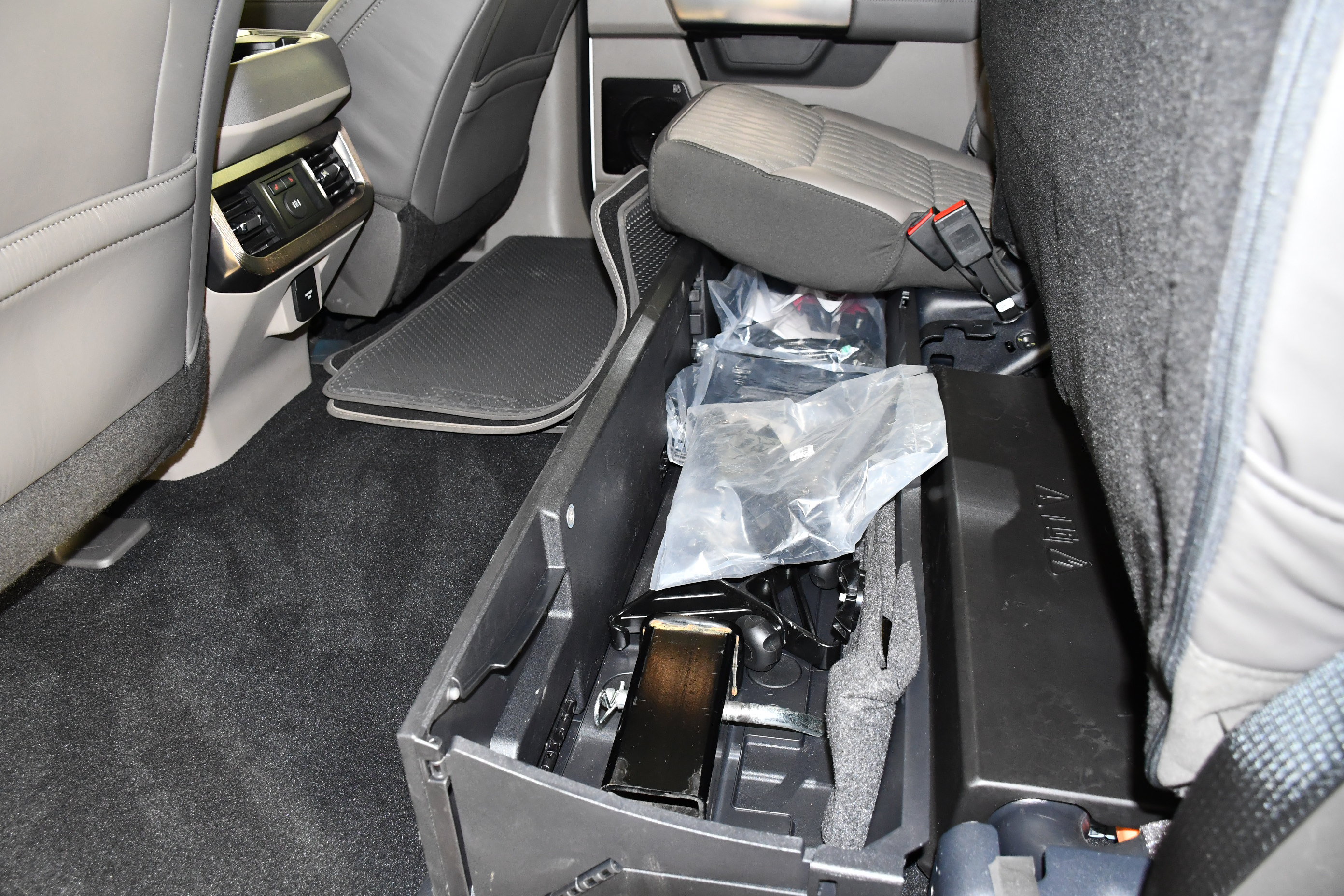 Used 2026 Ford F450 Platinum w/ Platinum Plus Package AWD/4WD image 58