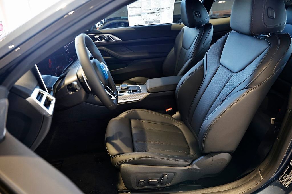 New 2026 BMW 430i Coupe w/ M Sport Package image 21