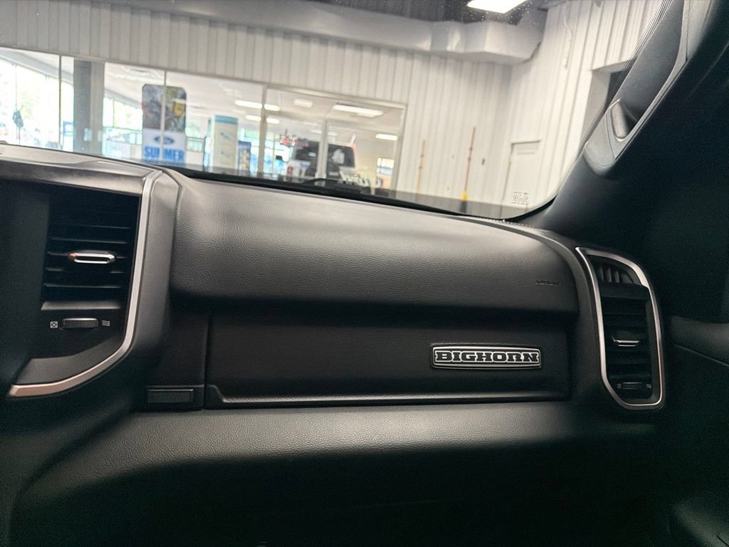Used 2022 RAM 1500 Big Horn AWD/4WD image 30