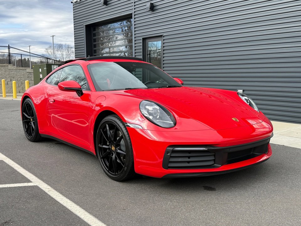 Certified 2022 Porsche 911 Carrera image 9