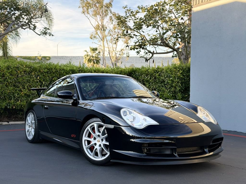 Used 2004 Porsche 911 GT3 RWD image 1
