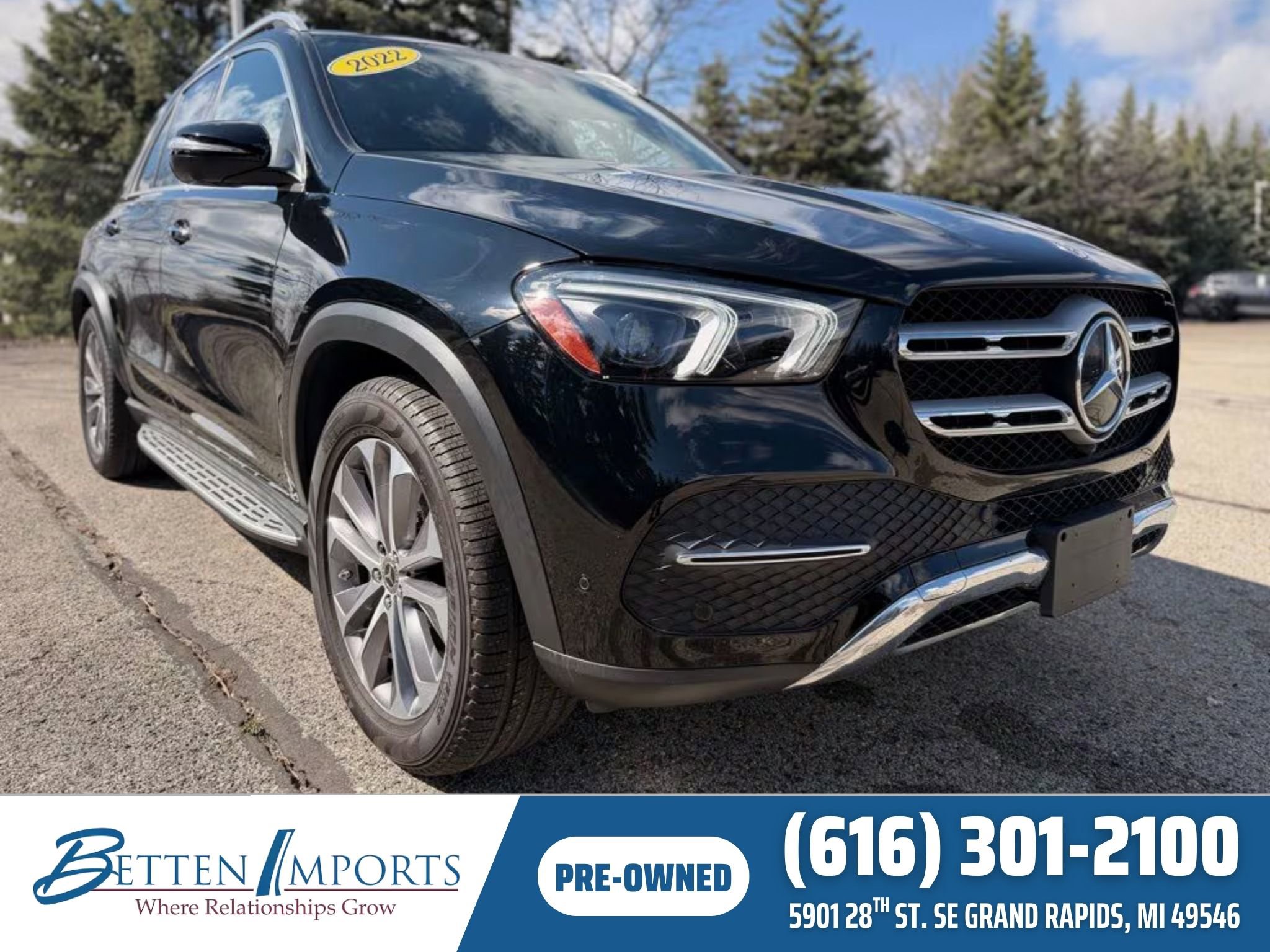 Used 2022 Mercedes-Benz GLE 350 4MATIC w/ Premium Package image 1