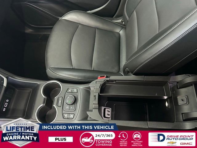 Used 2024 GMC Terrain SLT w/ Tech Package image 21