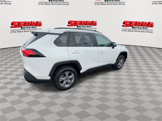 Used 2025 Toyota RAV4 XLE w/ Convenience Package image 9