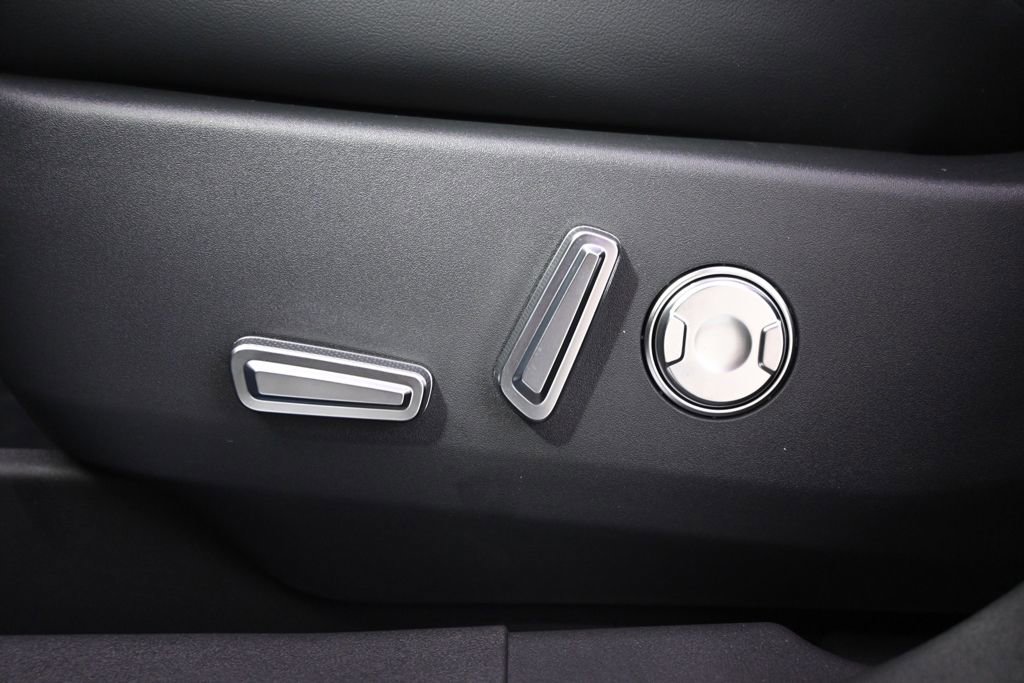 New 2026 Lincoln Nautilus Reserve image 14