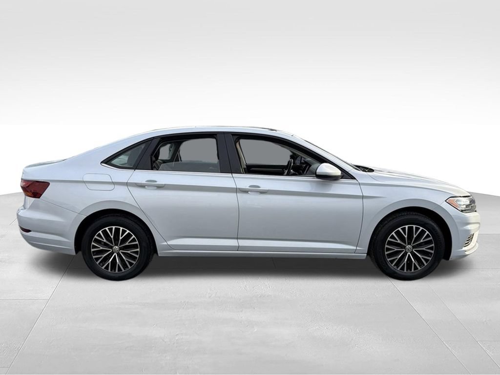 Used 2019 Volkswagen Jetta SE FWD image 11