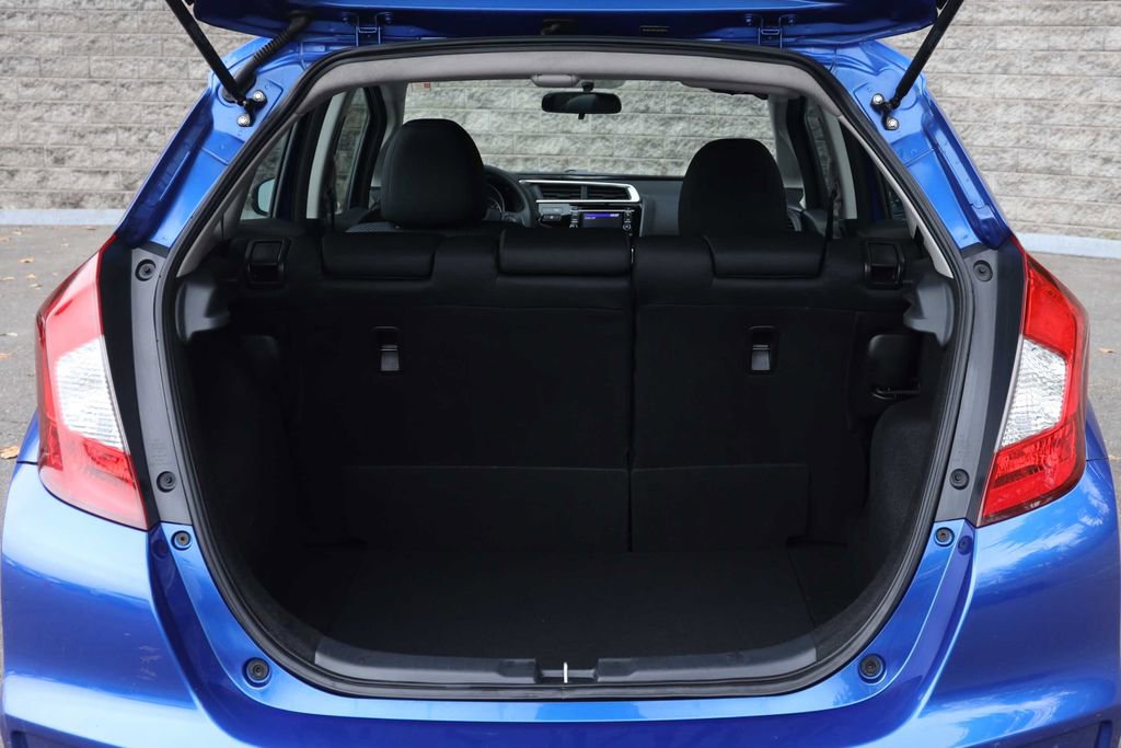 Used 2020 Honda Fit LX image 18